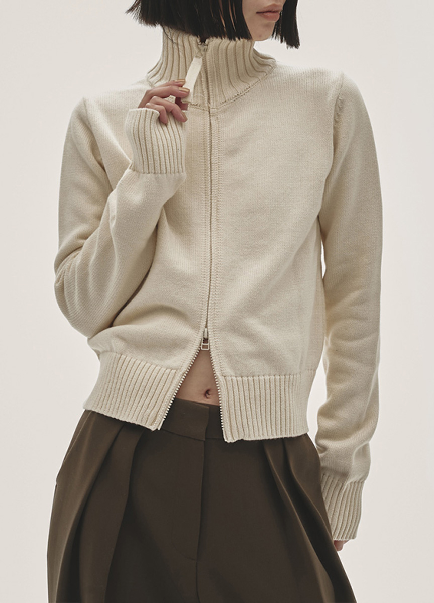 立領拉鍊針織上衣